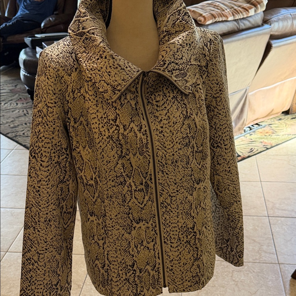 Erin London Beige Snake Print Blazer